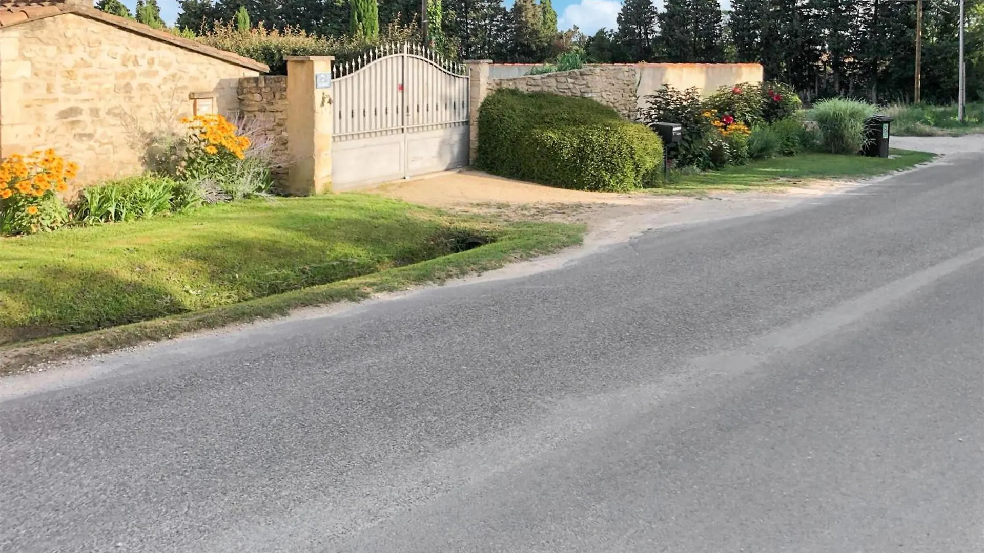 Amazing Home In Saint-Remy-De-Provence With Wifi 0*,