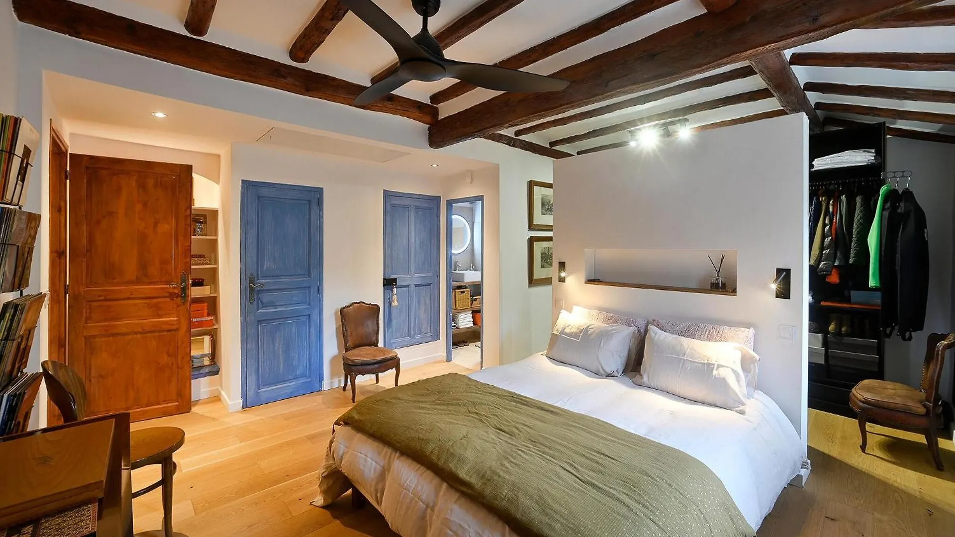 Amazing Home In Saint-Remy-De-Provence With Wifi 0*,  France
