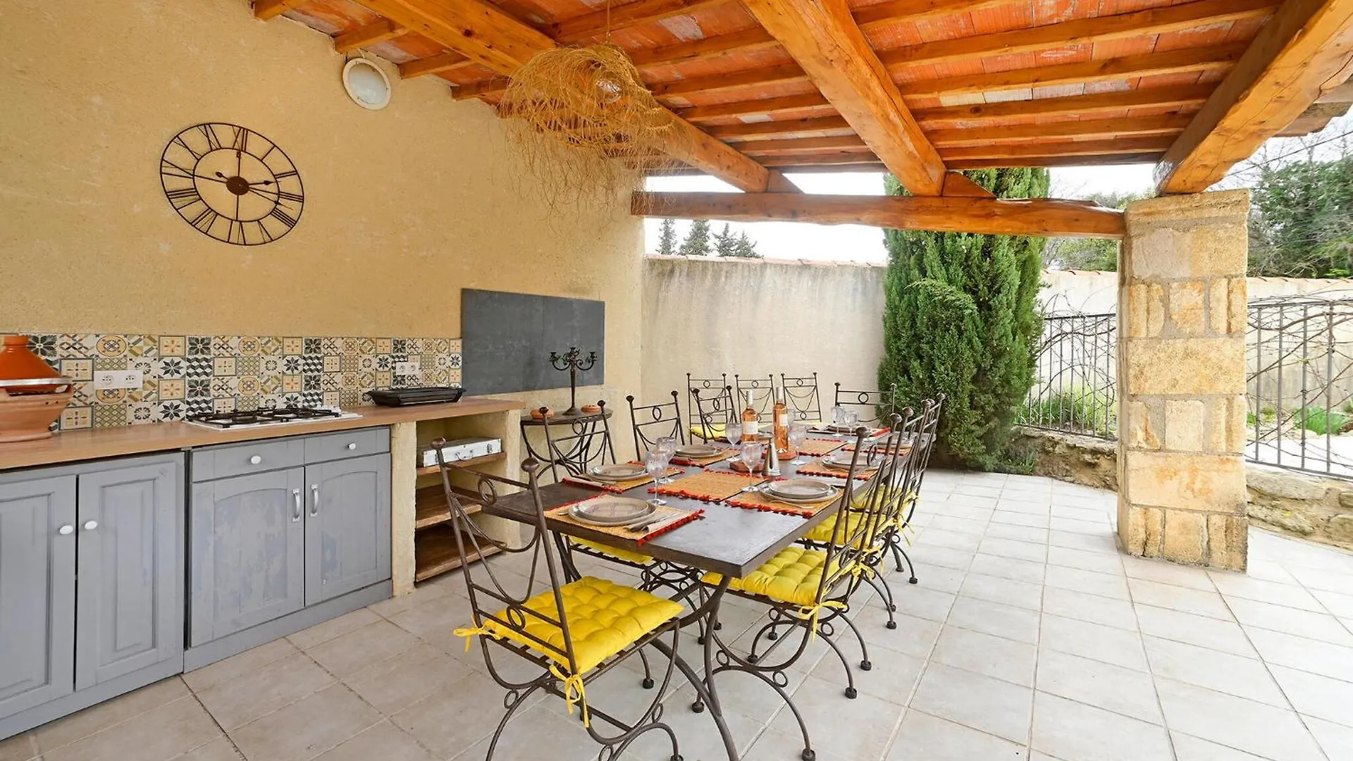 Amazing Home In Saint-Remy-De-Provence With Wifi Holiday home