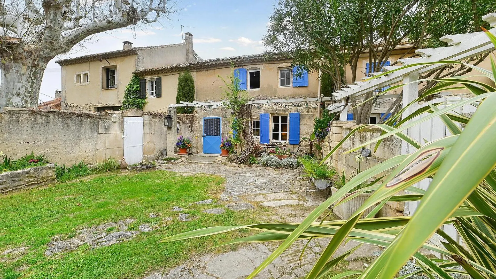 Holiday home Amazing Home In Saint-Remy-De-Provence With Wifi